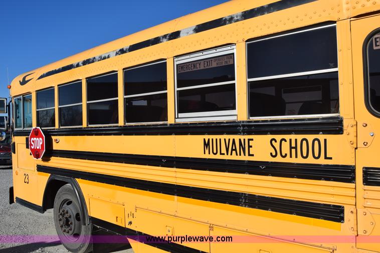 image for item K4972 1994 Blue Bird TC2000 school bus