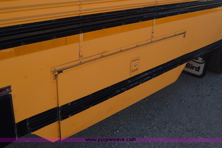 image for item K4972 1994 Blue Bird TC2000 school bus