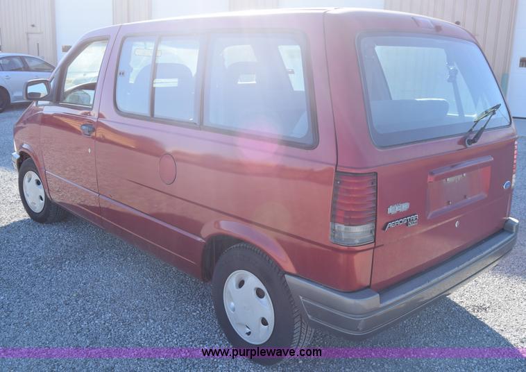 image for item K4973 1997 Ford Aerostar XLT van