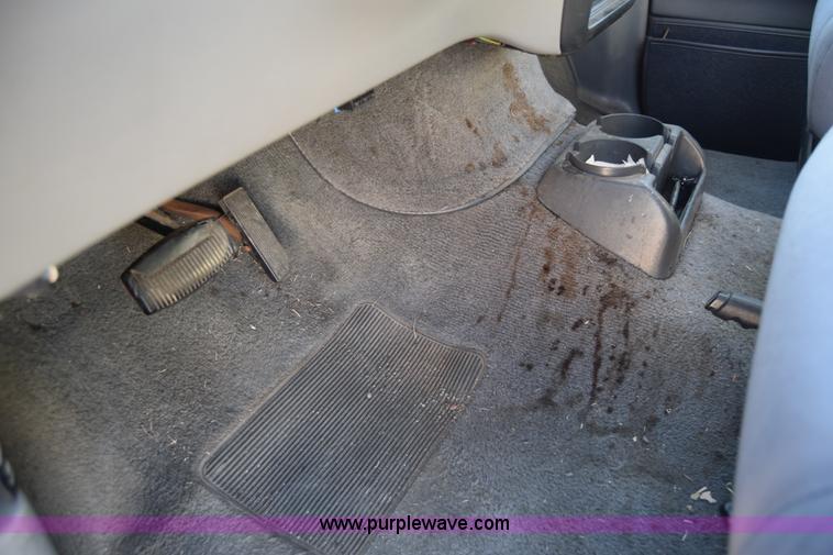 image for item K4973 1997 Ford Aerostar XLT van