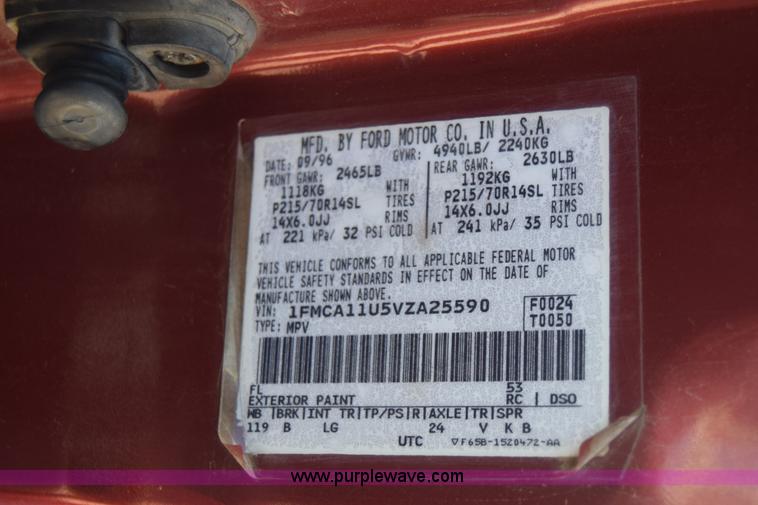 image for item K4973 1997 Ford Aerostar XLT van