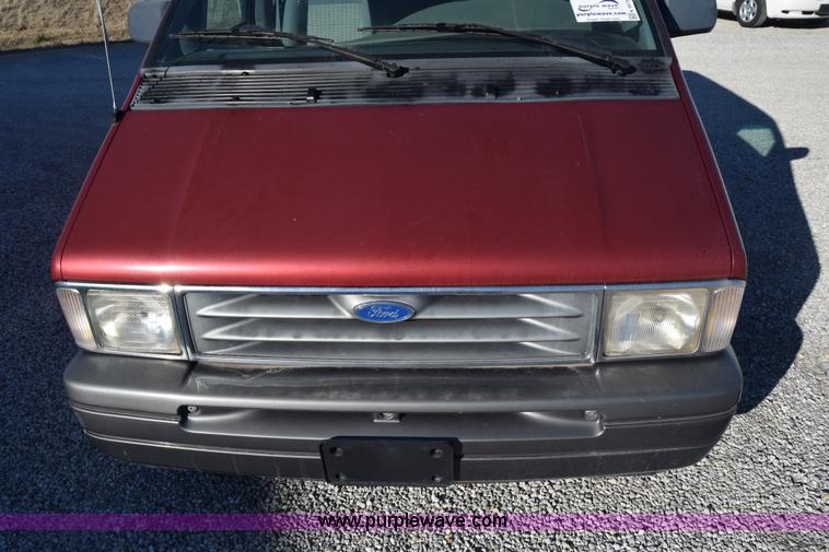 image for item K4973 1997 Ford Aerostar XLT van