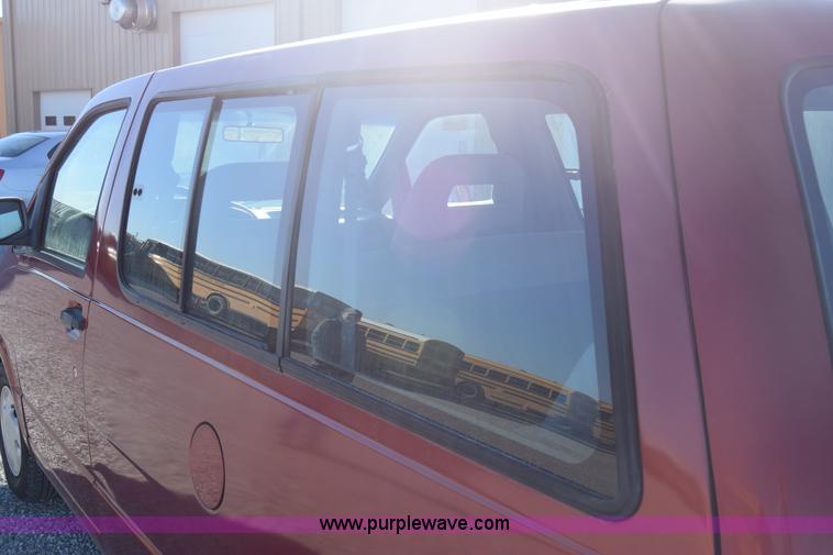 image for item K4973 1997 Ford Aerostar XLT van