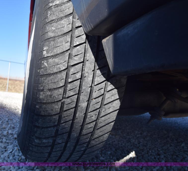 image for item K4973 1997 Ford Aerostar XLT van