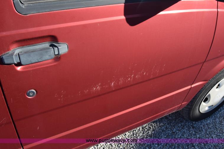 image for item K4973 1997 Ford Aerostar XLT van