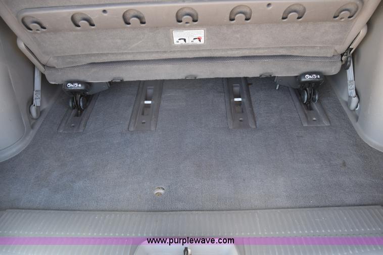 image for item K4974 2001 Dodge Grand Caravan SE van