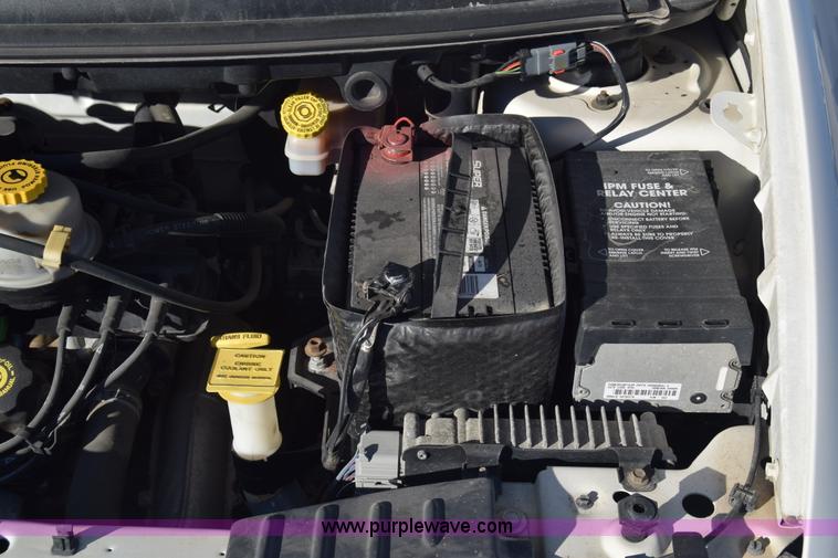 image for item K4974 2001 Dodge Grand Caravan SE van