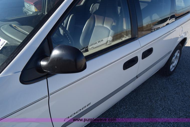 image for item K4974 2001 Dodge Grand Caravan SE van