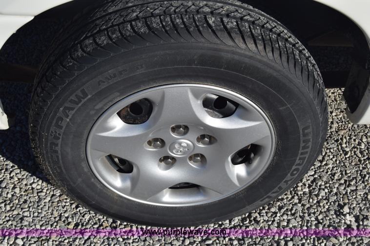 image for item K4974 2001 Dodge Grand Caravan SE van