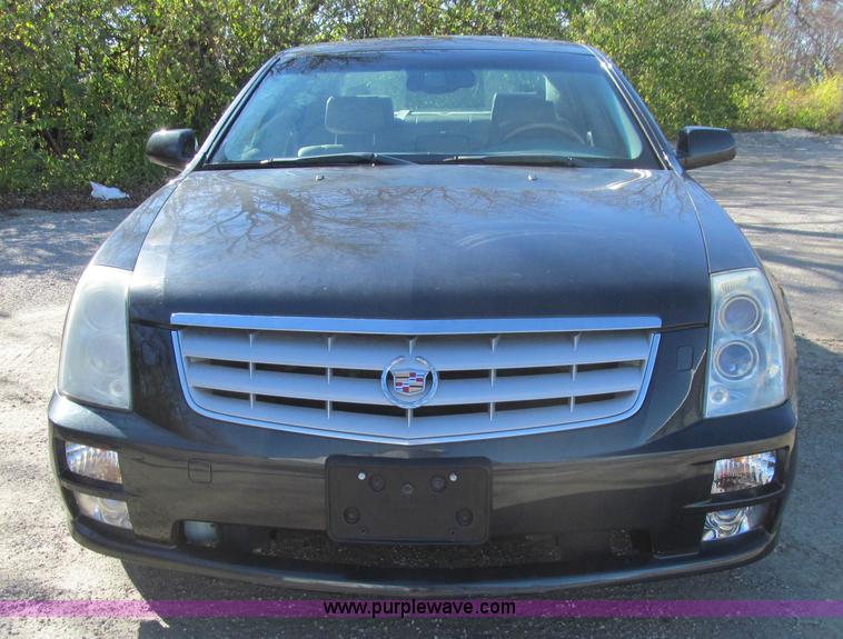 image for item L1820 2005 Cadillac STS