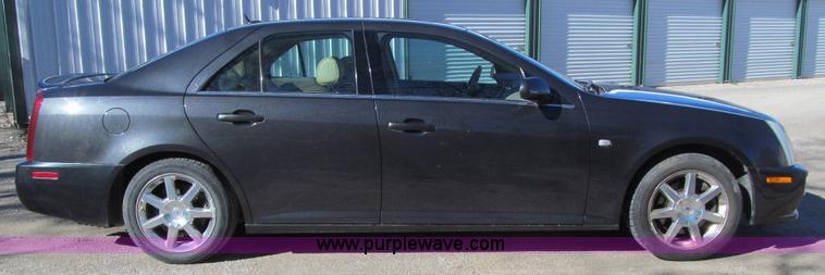 image for item L1820 2005 Cadillac STS