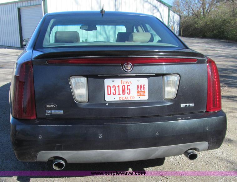 image for item L1820 2005 Cadillac STS