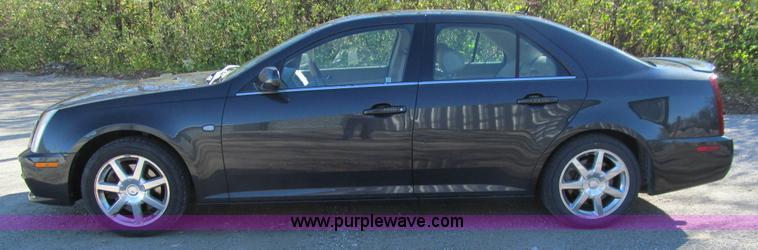 image for item L1820 2005 Cadillac STS