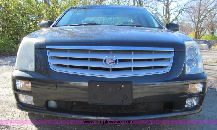 image for item L1820 2005 Cadillac STS