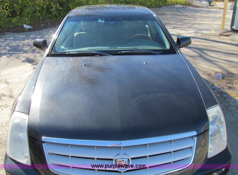 image for item L1820 2005 Cadillac STS