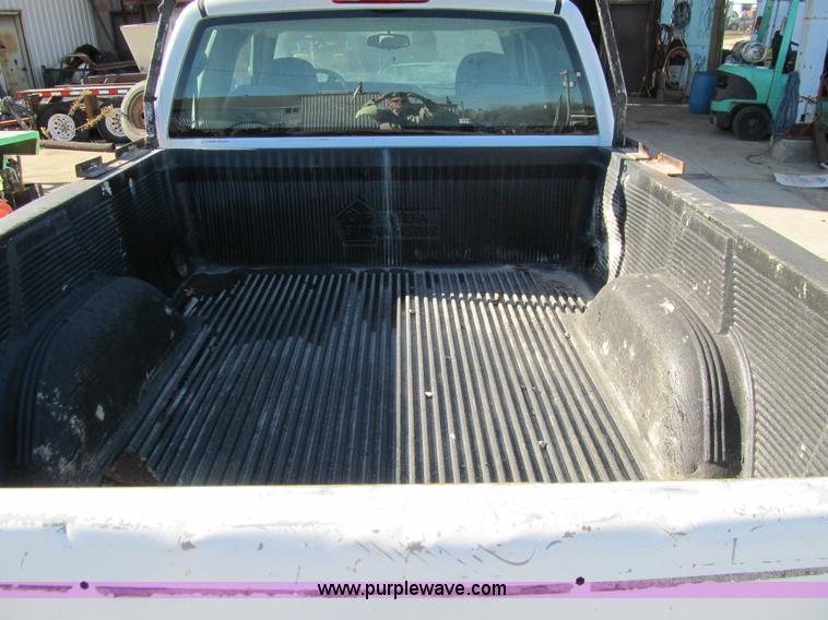 image for item L1821 2006 Chevrolet Silverado 1500 Ext. Cab pickup truck