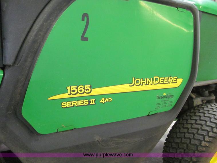image for item L1832 2011 John Deere 1565 Series II lawn tractor