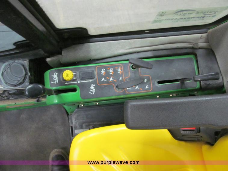 image for item L1832 2011 John Deere 1565 Series II lawn tractor