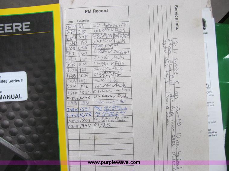 image for item L1832 2011 John Deere 1565 Series II lawn tractor