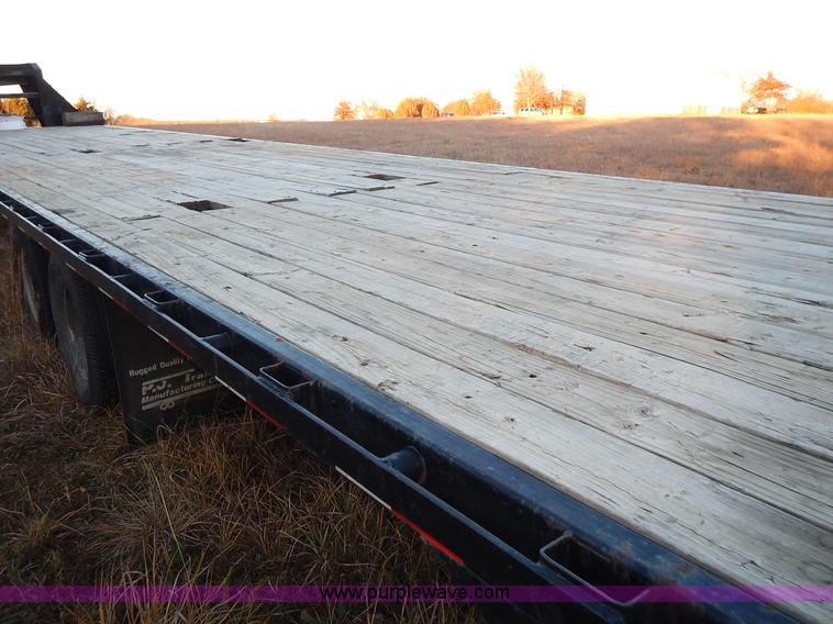 image for item L3519 2008 PJ equipment trailer