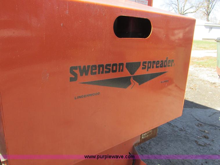 image for item L4122 1986 Ford F350 pickup truck