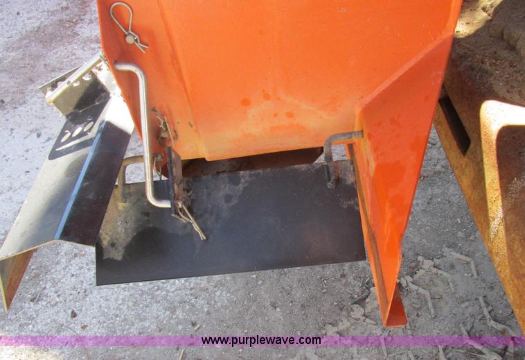 image for item L4122 1986 Ford F350 pickup truck