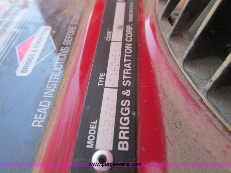 image for item L4122 1986 Ford F350 pickup truck