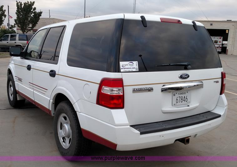 image for item L6019 2008 Ford Expedition XLT SUV