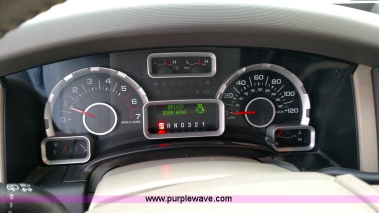 image for item L6019 2008 Ford Expedition XLT SUV