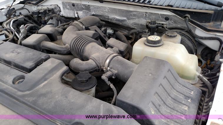 image for item L6019 2008 Ford Expedition XLT SUV