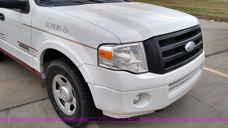 image for item L6019 2008 Ford Expedition XLT SUV