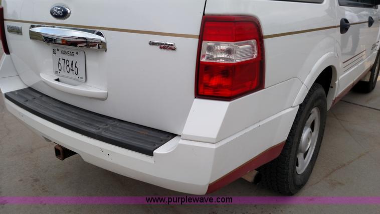image for item L6019 2008 Ford Expedition XLT SUV