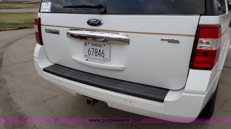 image for item L6019 2008 Ford Expedition XLT SUV