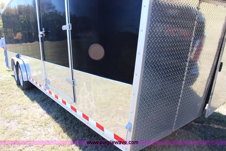 image for item L6022 2013 Wells CVGT3227 enclosed cargo trailer