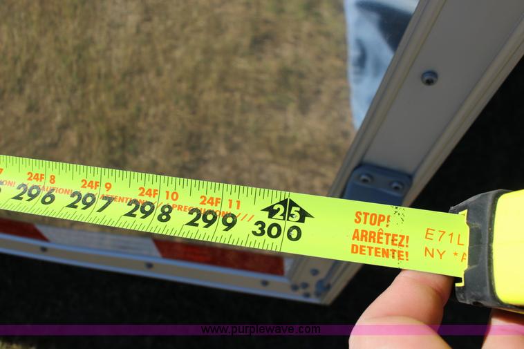 image for item L6022 2013 Wells CVGT3227 enclosed cargo trailer