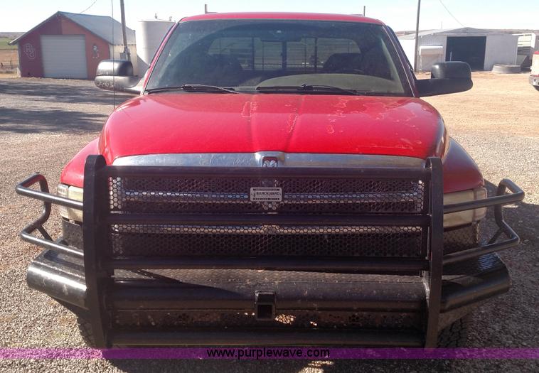 image for item L6034 2001 Dodge Ram 2500 Quad Cab pickup truck