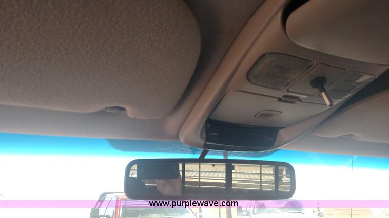 image for item L6034 2001 Dodge Ram 2500 Quad Cab pickup truck