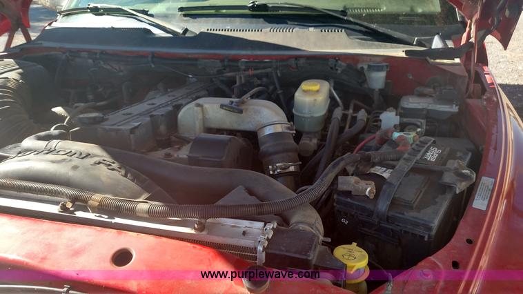 image for item L6034 2001 Dodge Ram 2500 Quad Cab pickup truck