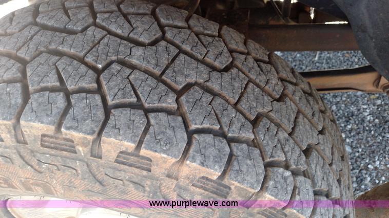 image for item L6034 2001 Dodge Ram 2500 Quad Cab pickup truck