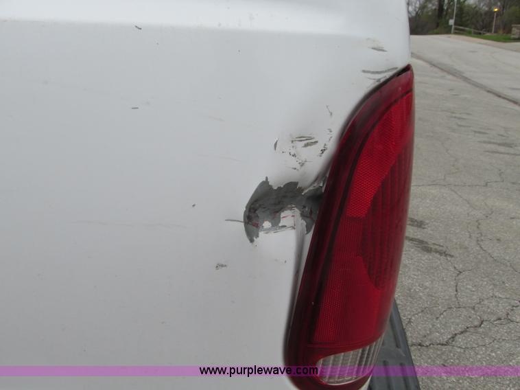 image for item N9263 2000 Ford F250 Super Duty XL pickup truck