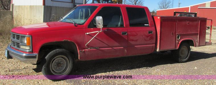 image for item N9273 1998 Chevrolet Cheyenne 3500 service truck