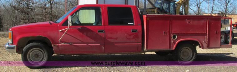 image for item N9273 1998 Chevrolet Cheyenne 3500 service truck