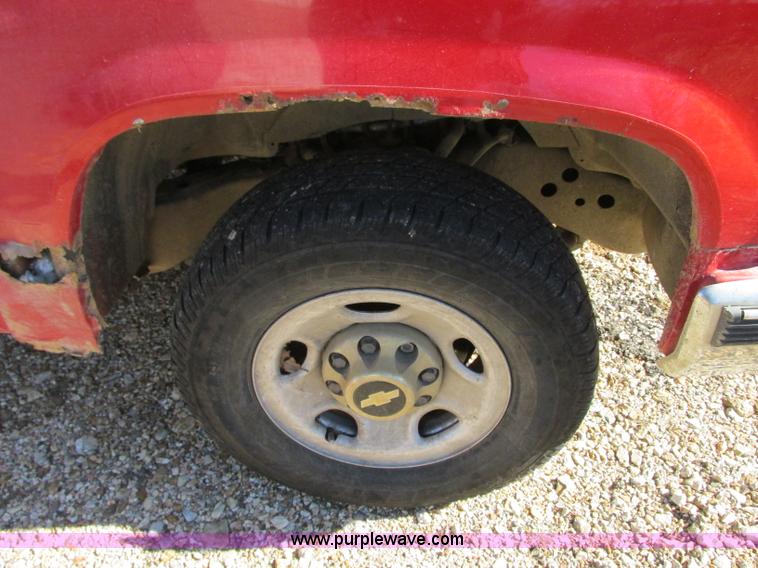 image for item N9273 1998 Chevrolet Cheyenne 3500 service truck