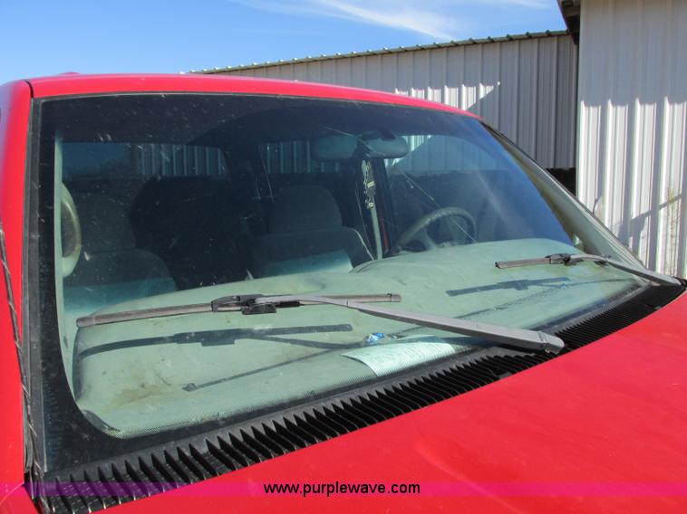 image for item N9273 1998 Chevrolet Cheyenne 3500 service truck