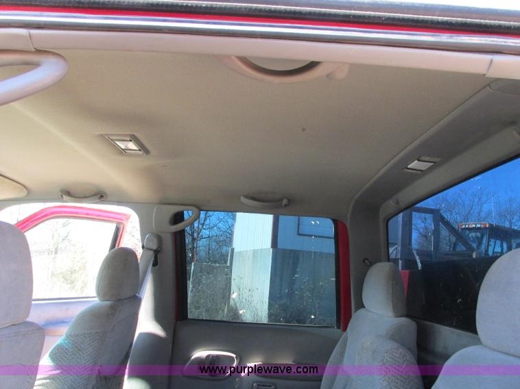 image for item N9273 1998 Chevrolet Cheyenne 3500 service truck