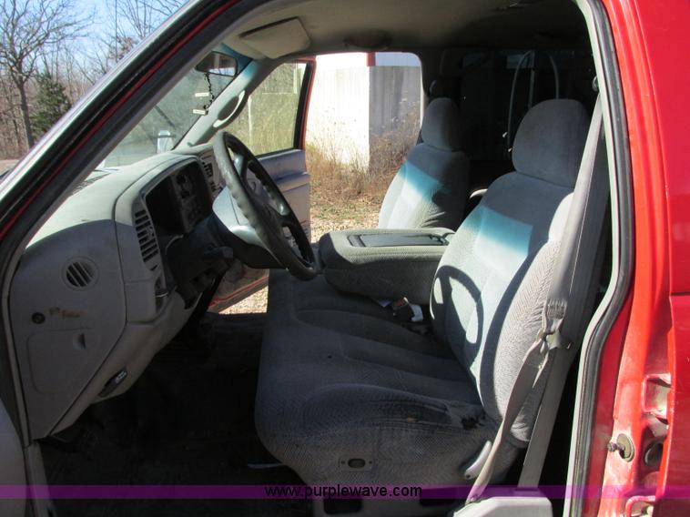 image for item N9273 1998 Chevrolet Cheyenne 3500 service truck