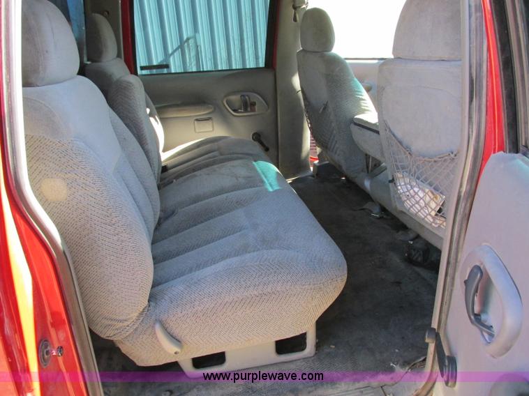 image for item N9273 1998 Chevrolet Cheyenne 3500 service truck