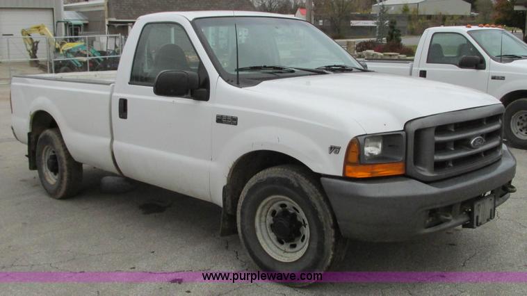 image for item N9276 2000 Ford F250 Super Duty XL