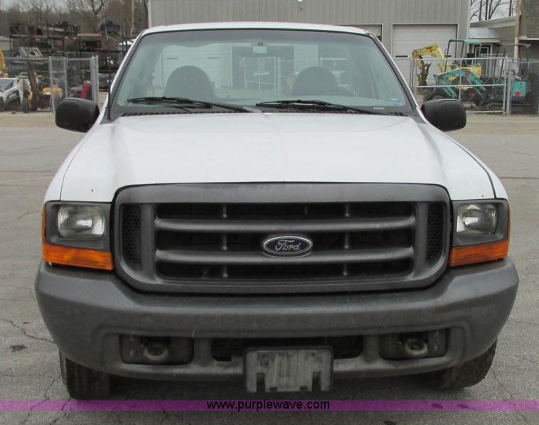 image for item N9276 2000 Ford F250 Super Duty XL