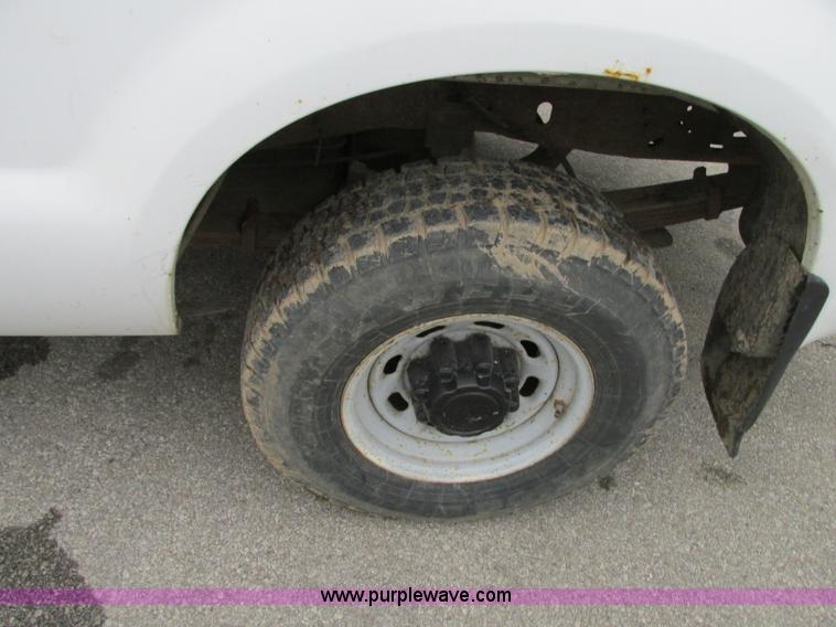 image for item N9276 2000 Ford F250 Super Duty XL